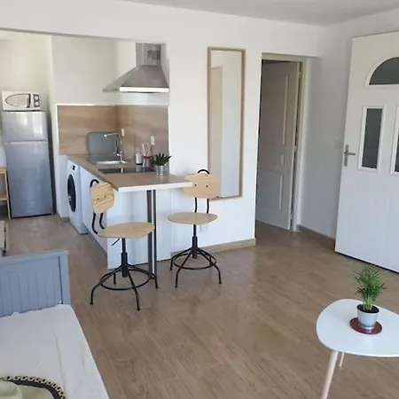 Studio Lumineux Avenue Saint Maurice
